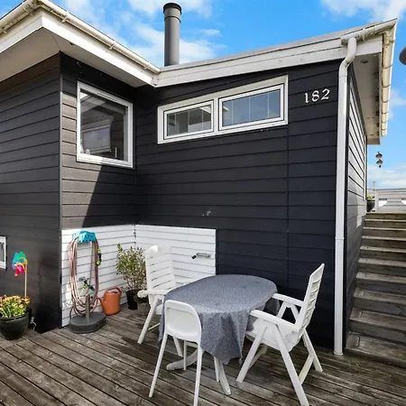 Folkhart - 10m From The Sea By Interhome *